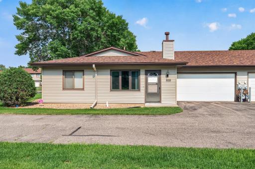 Welcome to 8500 Maplebrook Circle, Brooklyn Park
