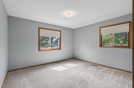 8500 S Maplebrook Circle, Brooklyn Park, MN 55445