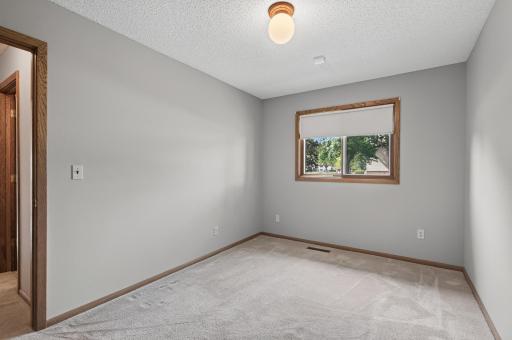 8500 S Maplebrook Circle, Brooklyn Park, MN 55445