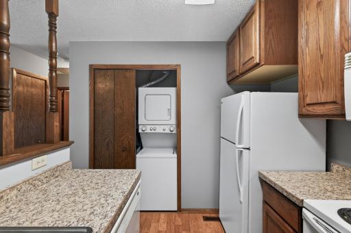 8500 S Maplebrook Circle, Brooklyn Park, MN 55445