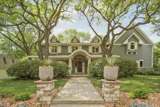 6912 Paiute Drive, Minneapolis, MN 55439