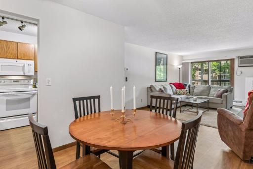 3850 Plymouth Boulevard, 205, Minneapolis, MN 55446