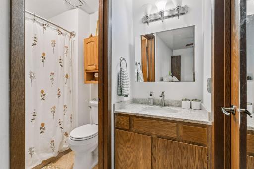 3850 Plymouth Boulevard, 205, Minneapolis, MN 55446