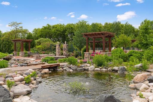 3850 Plymouth Boulevard, 205, Minneapolis, MN 55446