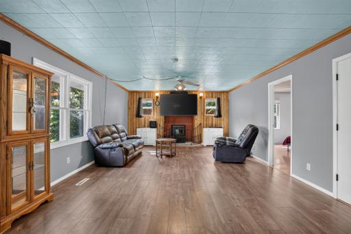 73751 190th Street, Dassel, MN 55325