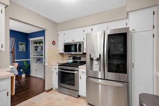6825 Harriet Avenue, Minneapolis, MN 55423