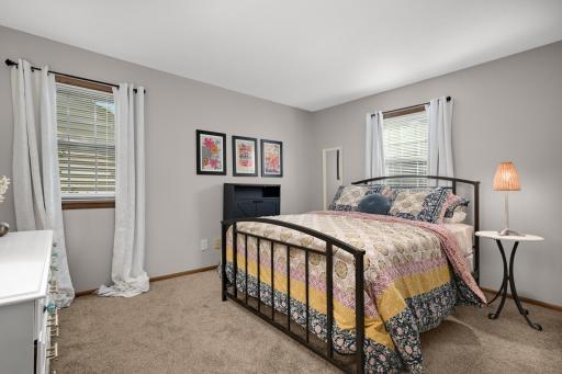 6825 Harriet Avenue, Minneapolis, MN 55423