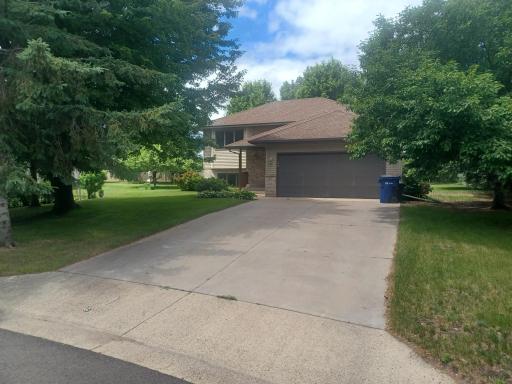 39 Fairfield Lane, Saint Cloud, MN 56303