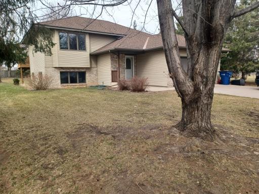 39 Fairfield Lane, Saint Cloud, MN 56303
