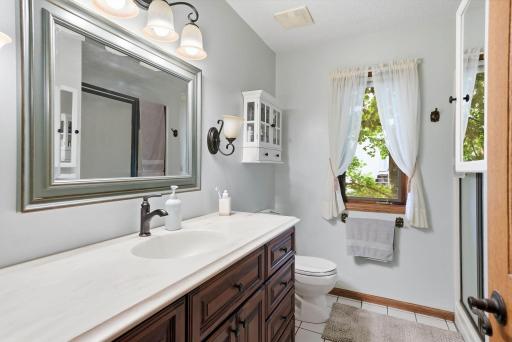13500 Georgia Drive, Apple Valley, MN 55124