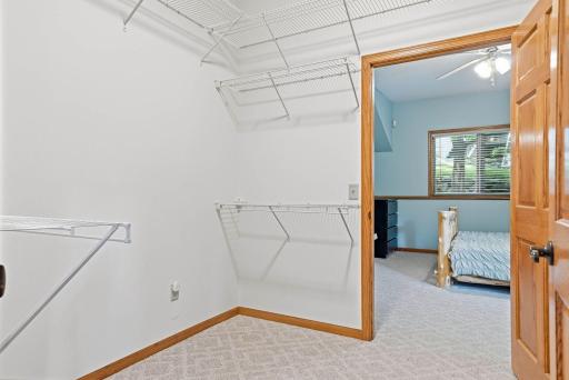 13500 Georgia Drive, Apple Valley, MN 55124