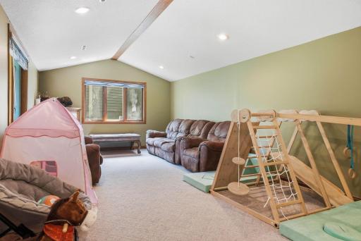 13500 Georgia Drive, Apple Valley, MN 55124