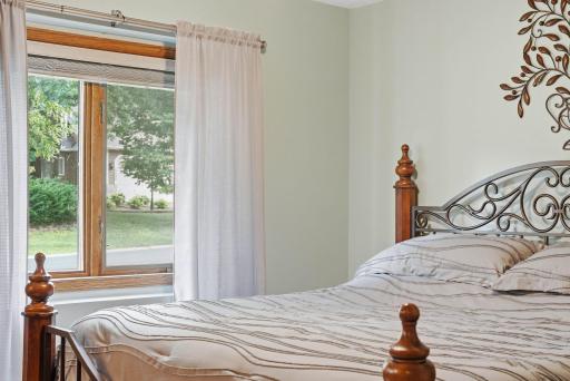 13500 Georgia Drive, Apple Valley, MN 55124