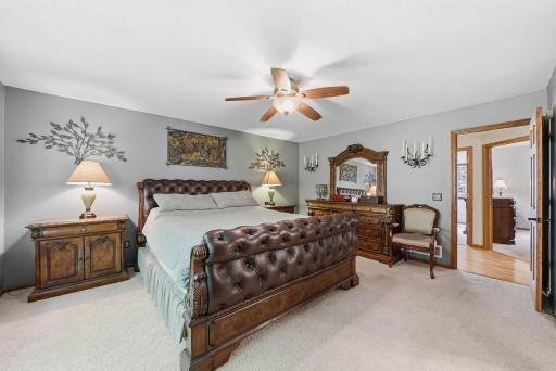 13500 Georgia Drive, Apple Valley, MN 55124