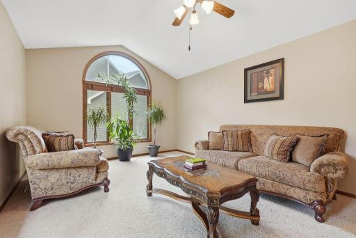 13500 Georgia Drive, Apple Valley, MN 55124