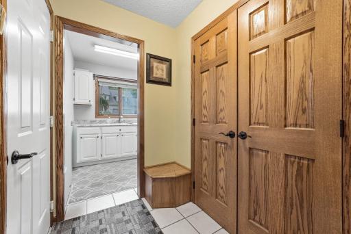 13500 Georgia Drive, Apple Valley, MN 55124