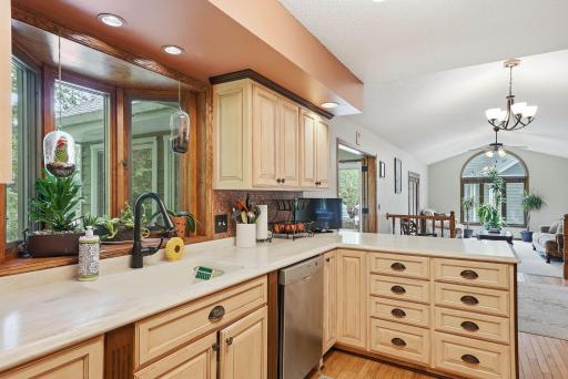 13500 Georgia Drive, Apple Valley, MN 55124