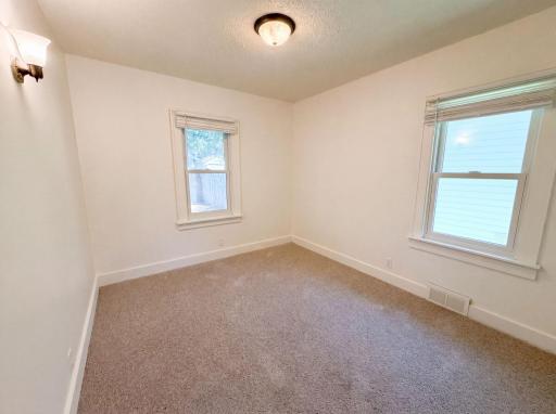 2715 Irving Avenue N, Minneapolis, MN 55411