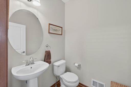 6220 Homestead Avenue S, Cottage Grove, MN 55016