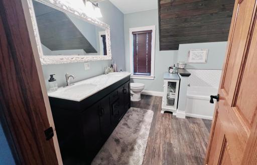 803 S Pine Street, Caledonia, MN 55921