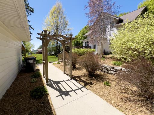 803 S Pine Street, Caledonia, MN 55921