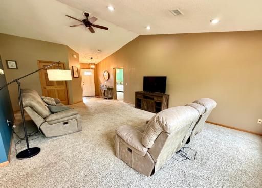 8504 Tranquility Lane NW, Bemidji, MN 56601