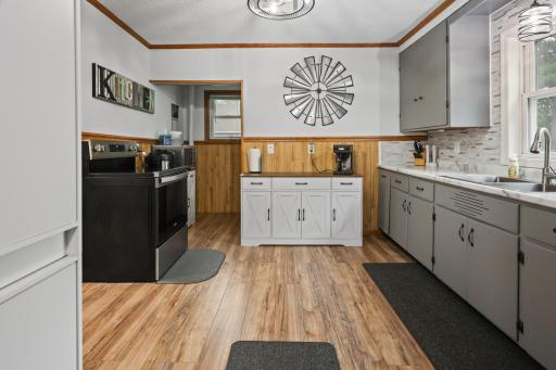 170 Cottage Grove Avenue, Foley, MN 56329