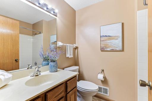 1447 Cutters Lane, Saint Paul, MN 55122