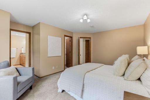 1447 Cutters Lane, Saint Paul, MN 55122