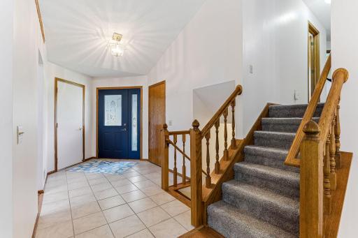 1447 Cutters Lane, Saint Paul, MN 55122
