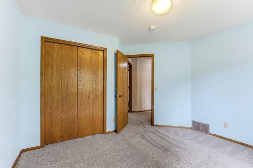 1447 Cutters Lane, Saint Paul, MN 55122