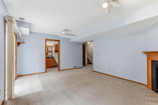 1447 Cutters Lane, Saint Paul, MN 55122