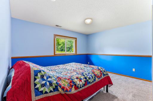 1447 Cutters Lane, Saint Paul, MN 55122