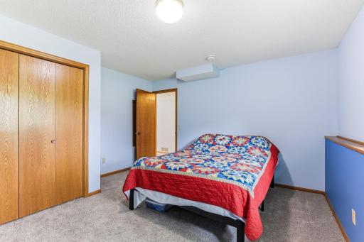 1447 Cutters Lane, Saint Paul, MN 55122