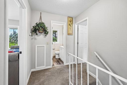 14-web-or-mls-Olson Mem Hwy-S2706-014.jpg