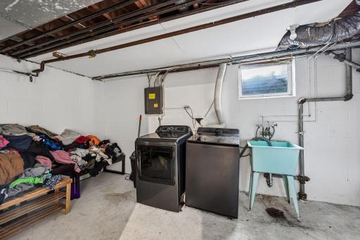29-web-or-mls-Olson Mem Hwy-S2706-029.jpg