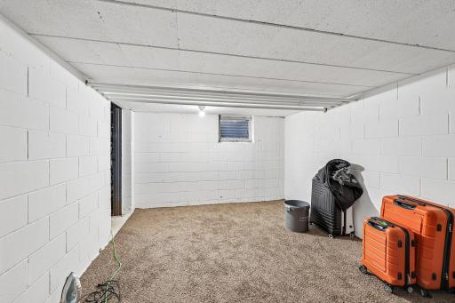 32-web-or-mls-Olson Mem Hwy-S2706-032.jpg