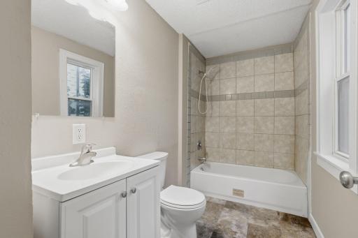1177 Forest Street, Saint Paul, MN 55106