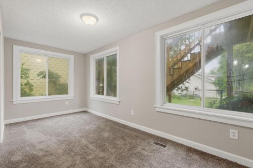 1177 Forest Street, Saint Paul, MN 55106