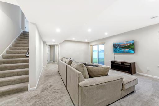 18056 Hartlin Ave-WS-20260623-_CBP4297-HDR.jpg