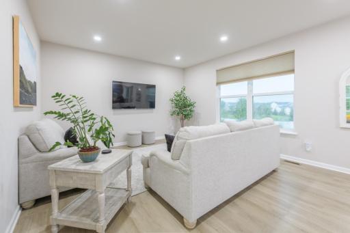 18056 Hartlin Ave-WS-20260623-_CBP4234-HDR.jpg