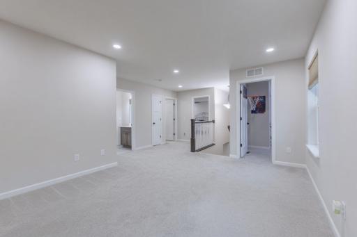 18056 Hartlin Avenue, Lakeville, MN 55044