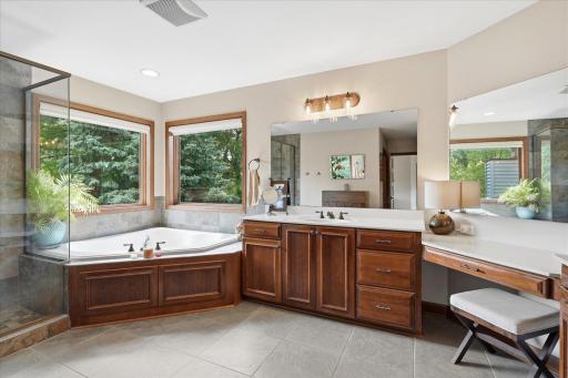 18104 Lamar Court, Lakeville, MN 55044