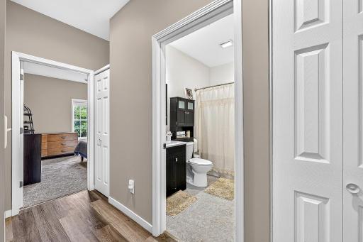 915 N Basswood Avenue, Duluth, MN 55811