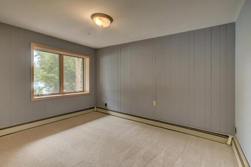 520 Glenbrook Avenue N, Saint Paul, MN 55128