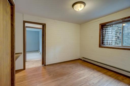 520 Glenbrook Avenue N, Saint Paul, MN 55128