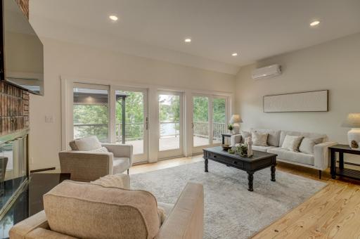 520 Glenbrook Avenue N, Saint Paul, MN 55128