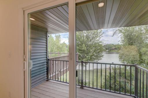 520 Glenbrook Avenue N, Saint Paul, MN 55128