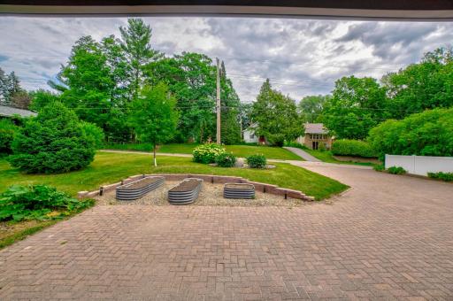 520 Glenbrook Avenue N, Saint Paul, MN 55128
