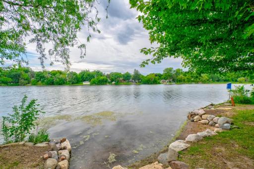 520 Glenbrook Avenue N, Saint Paul, MN 55128